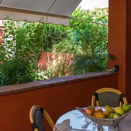 La Buganvilla Del Chaparral *