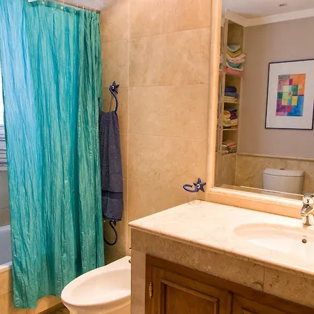 La Buganvilla Del Chaparral